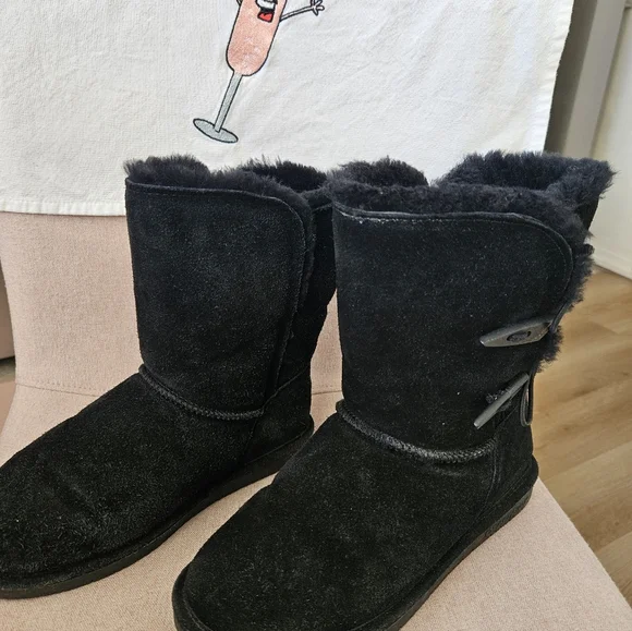 BearPaw Women's Black Winter Boots - Picture 3 of 4